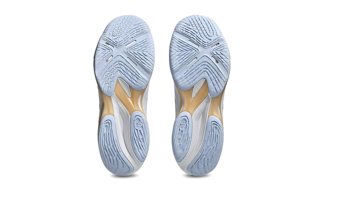 ASICS Female NETBURNER BALLISTIC FF 4 ( WIDE) WHITE/CHAMPAGNE