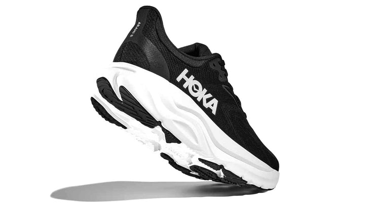 HOKA Mens ARAHI 8 WIDE (2E) Black / White