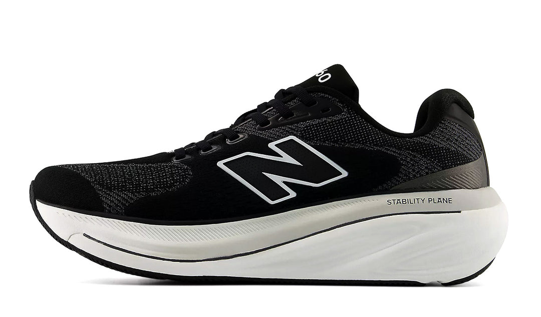 NEW BALANCE 860 v15 Mens (2E) Black/White