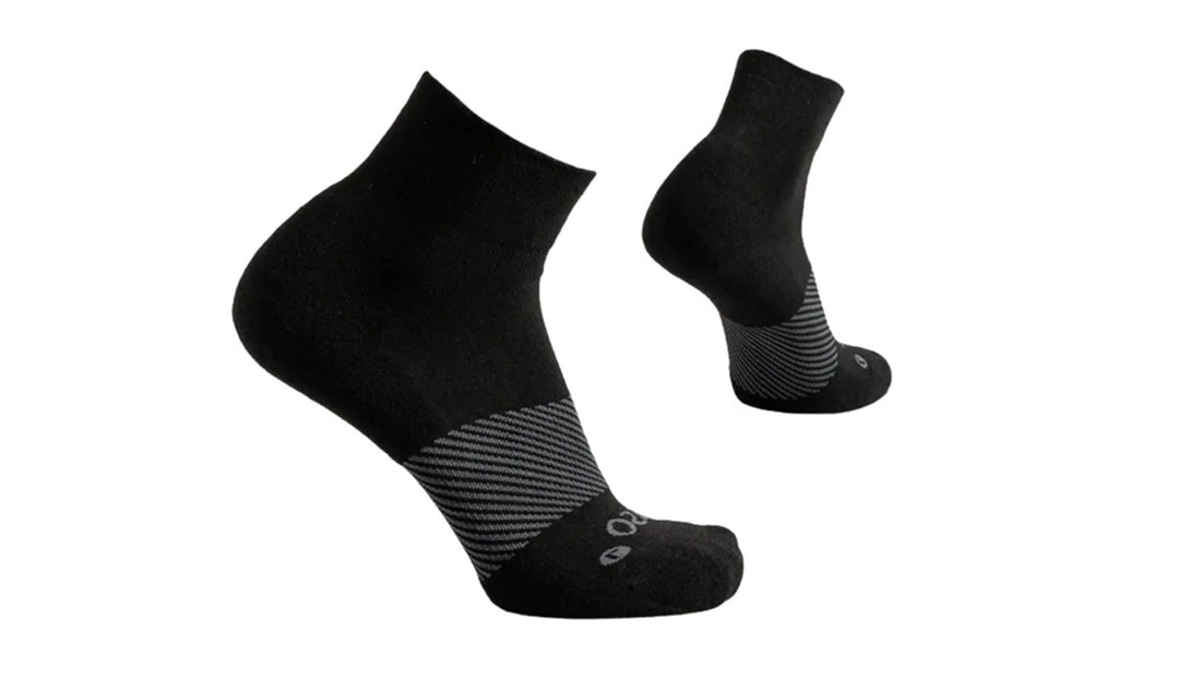 Merino Wool Quarter Crew Black
