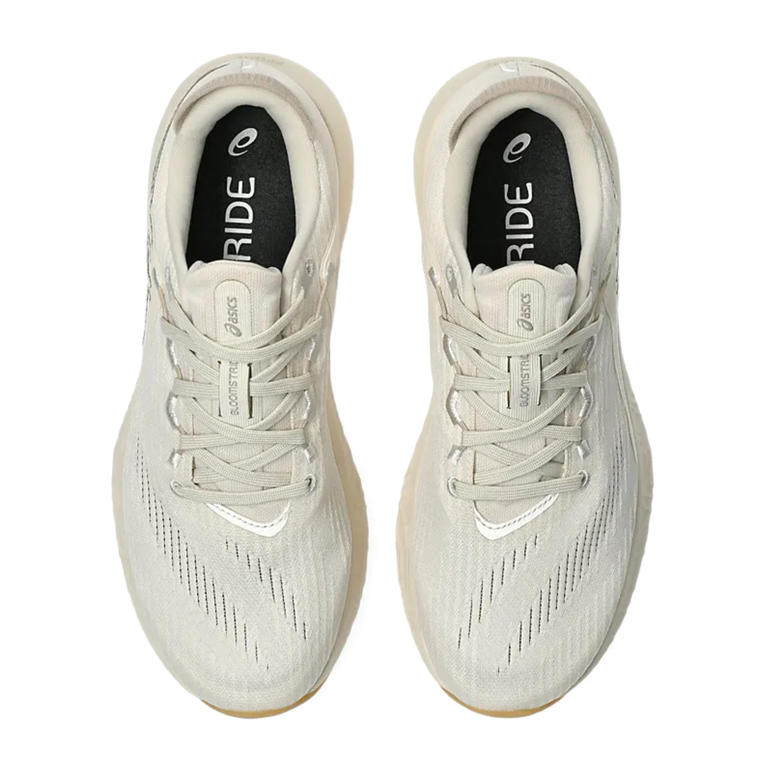 ASICS BLOOMSTRIDE Womens (B) OATMEAL/GREIGE