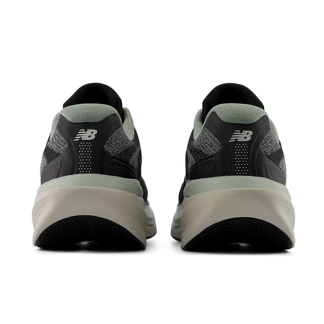 NEW BALANCE 860 v15 Mens (2E) Black/Bayberry