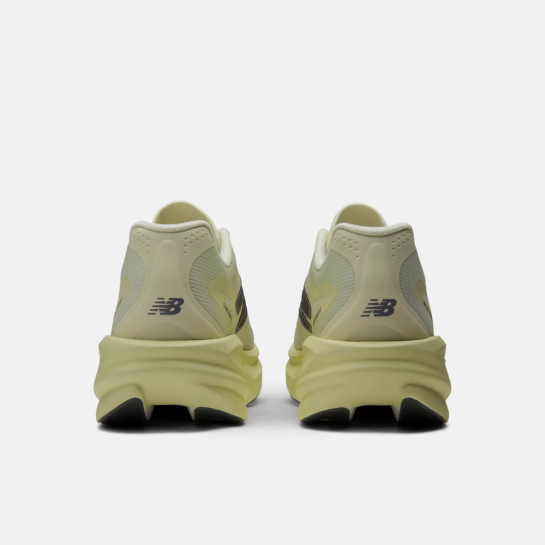 NEW BALANCE SuperComp Rebel Mens (D) PISTACHIO BUTTER with MOREL