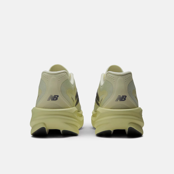 NEW BALANCE SuperComp Rebel Mens (D) PISTACHIO BUTTER with MOREL