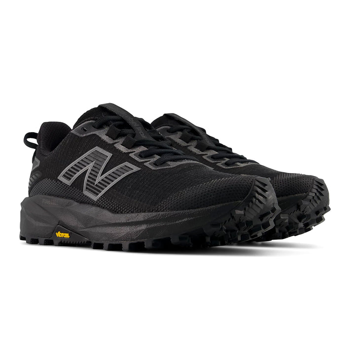 NEW BALANCE FuelCell Rebel Trail Womens (B) Black/Black Metallic