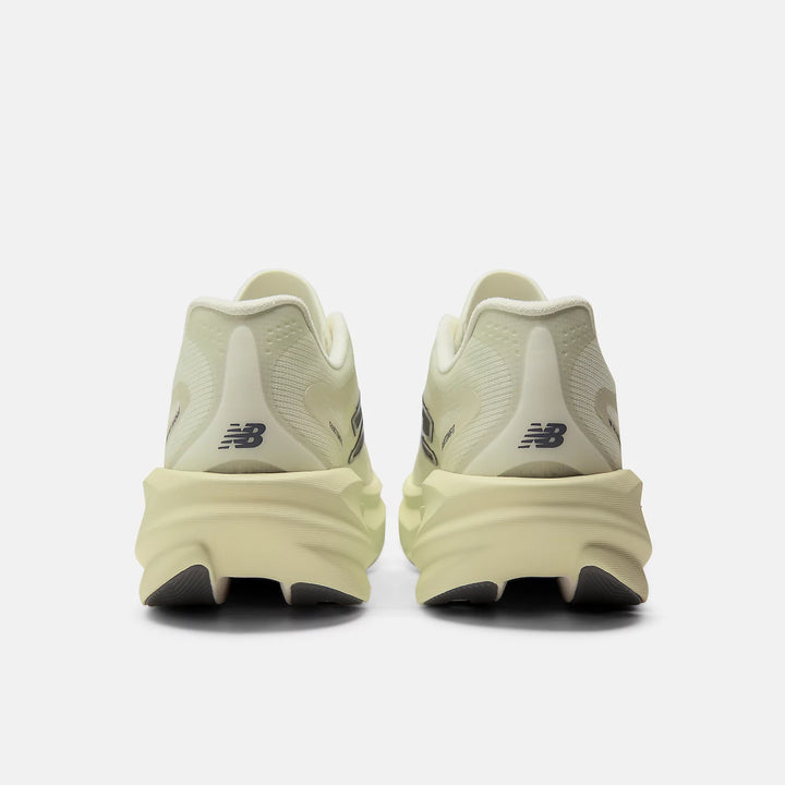 NEW BALANCE SuperComp Rebel Womens (B) PISTACHIO BUTTER with MOREL